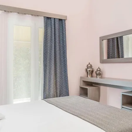Lägenhet Niver Luxury Lefkáda